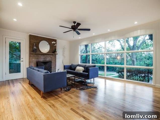428 Edgelake Living Room - White Rock Lake Views