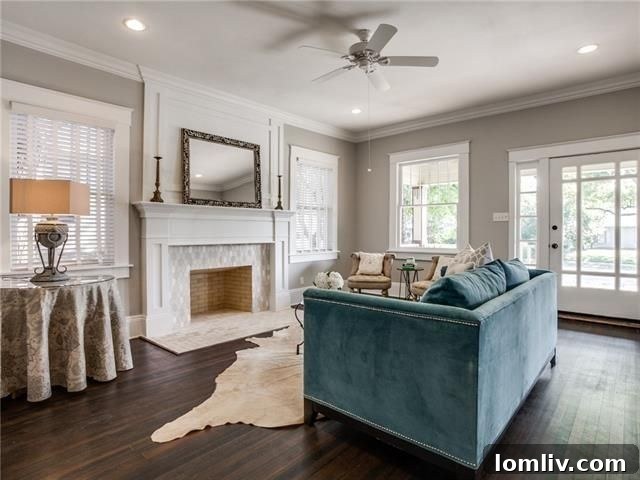 Belmont Craftsman Shines Bright in This Week's Dallas Open House Roundup 4 Luxurious master bathroom in the renovated Belmont Craftsman, 5803 Richmond Ave, Dallas.