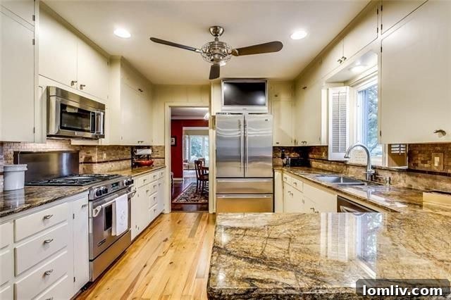 Modern Kitchen with Granite Countertops - 6366 Greenway Road