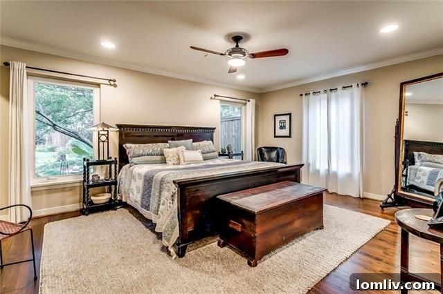 Spacious Master Bedroom with Hardwood Floors - 6366 Greenway Rd