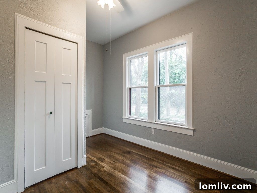 1527 Seevers Ave Dallas TX - Original Entry Door and Hardware