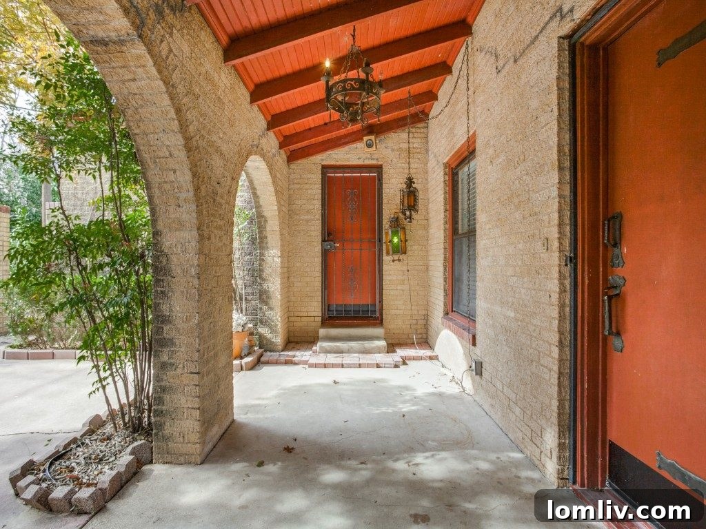 1527 Seevers Ave Dallas TX - Original Ironwork and Exterior Sconce