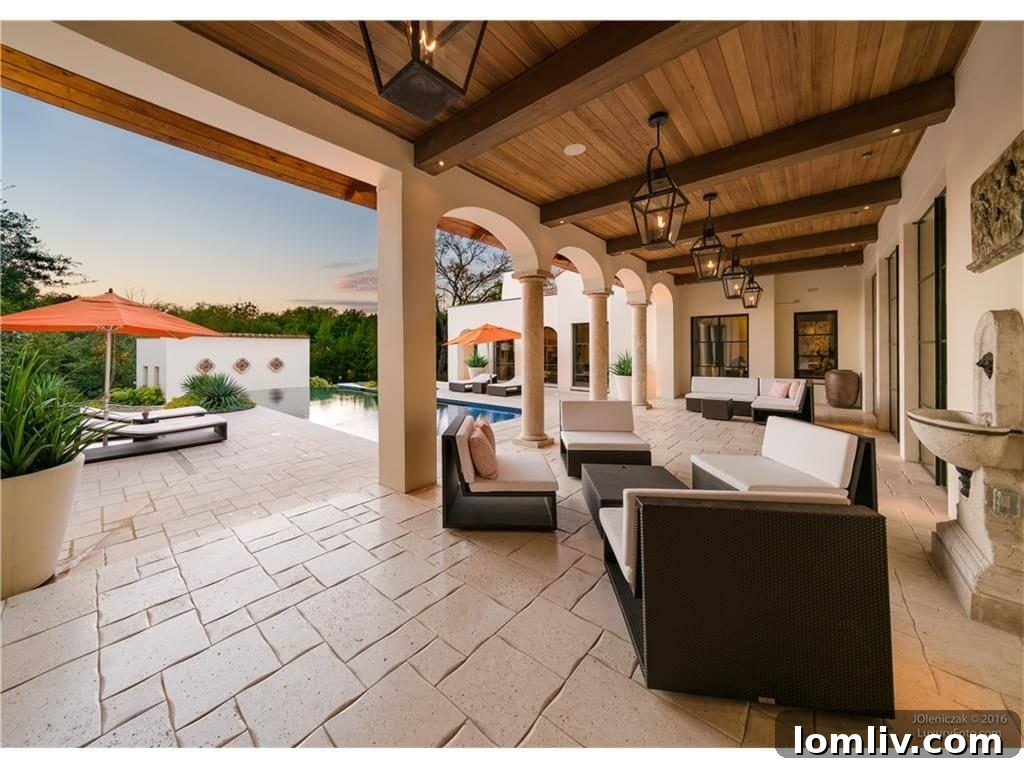 Expansive resort-like patio area, ideal for daytime relaxation and entertaining